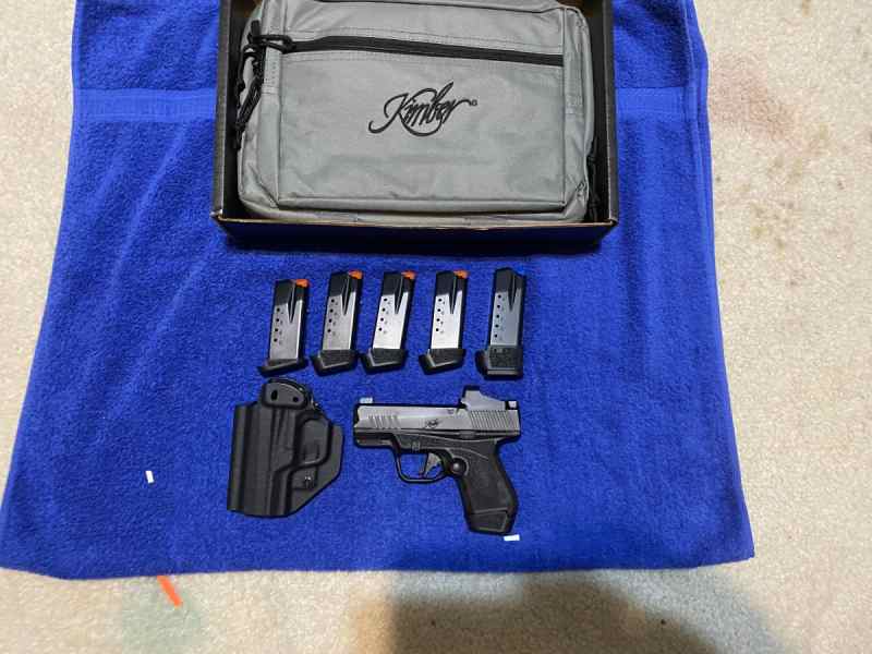 Kimber Mako R7 with Optic and Extras