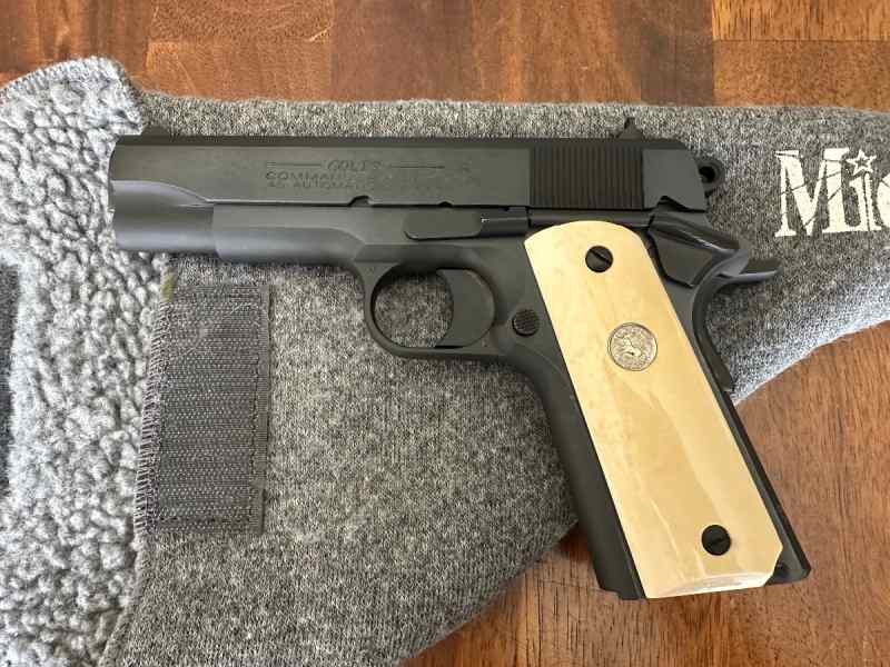Colt Commander with Ivories .45ACP