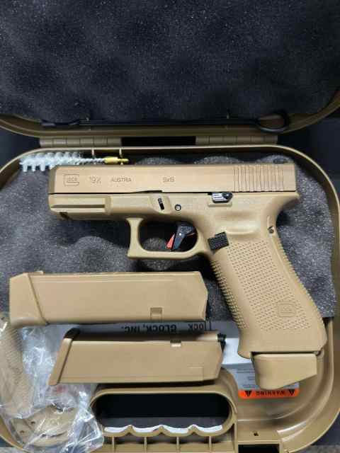 Glock 19X