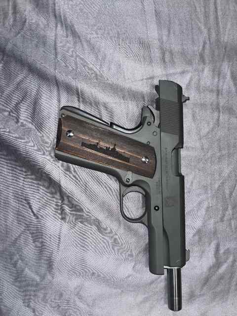 Springfield Mil spec 1911