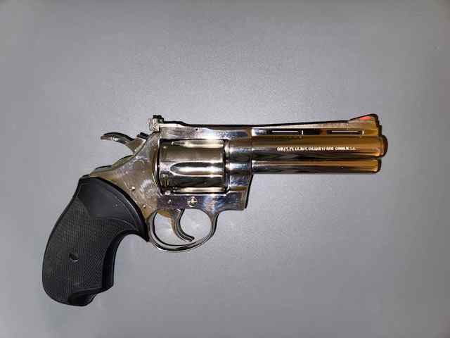 Price Cut Spectacular Vintage Colt Diamondback 