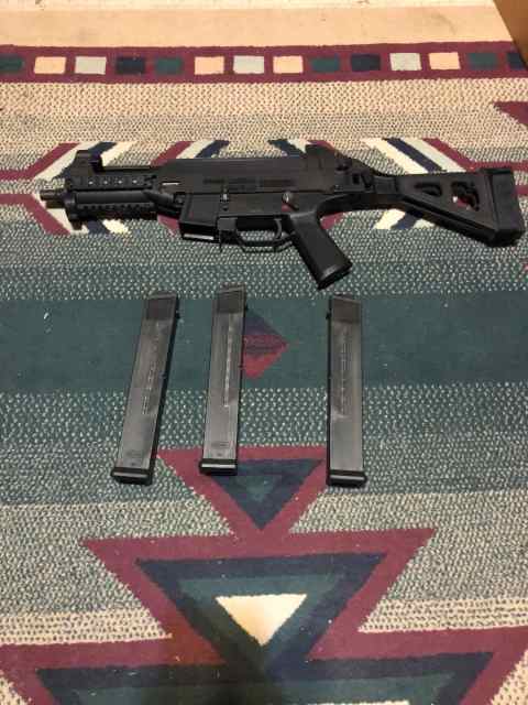 Ump 45 Hk and omega