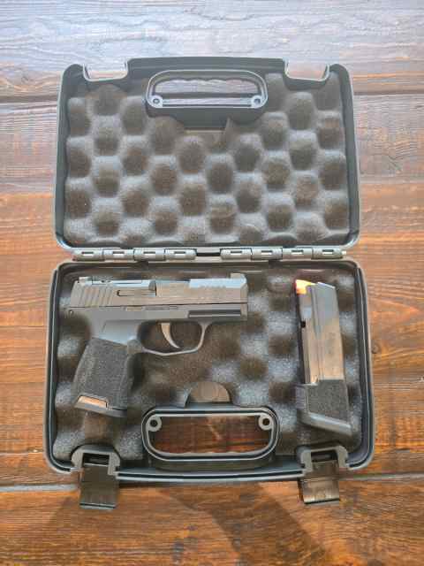 Sig Sauer P365 Optic Ready 9mm Pistol Bundle