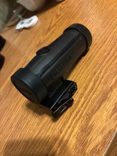 Holosun HM3X Magnifier