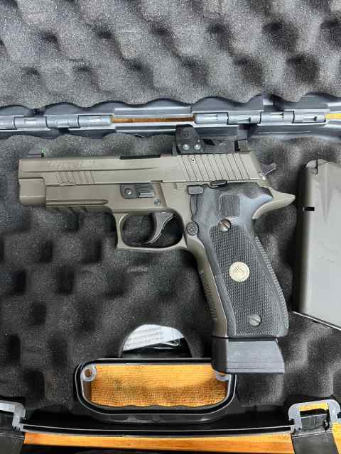 SIG Sauer P226 Legion Romeo X Optic 
