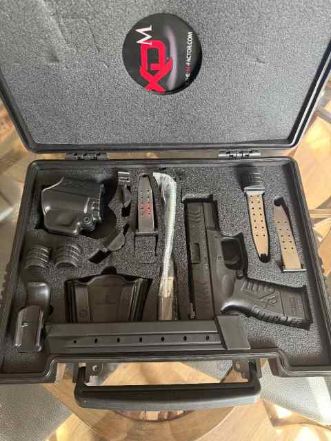 Springfield XDM 3.8 compact