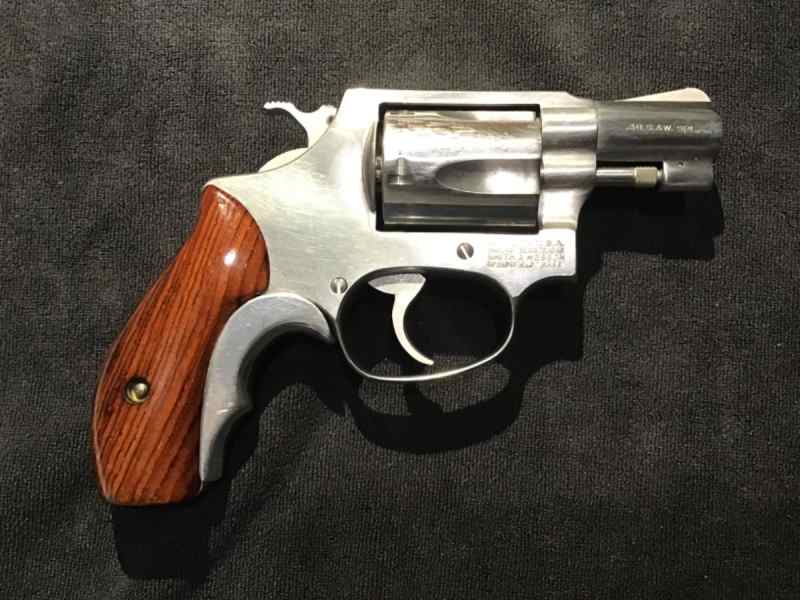 Smith &amp; Wesson Model 60 “No Dash” Nice