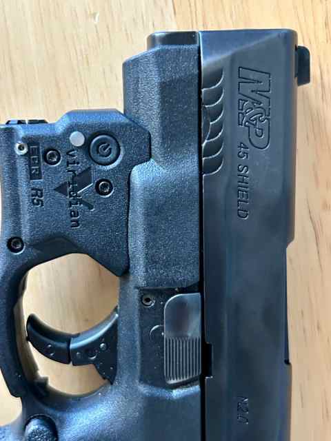 Smith &amp; Wesson M&amp;P45 Shield with laser